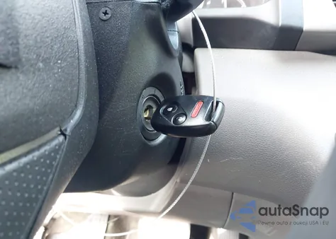 2015 Honda Odyssey Lx z USA, uszkodzony, nr VIN 5FNRL5H2XFB002639